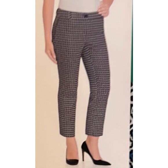 Hilary Radley Navy Blue Geometric Slim Leg Sits at Waist Cotton Capri SIZE 14 - Picture 1 of 9